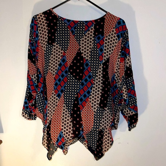 🌹STERLING STYLES BEAUTIFUL BLOUSE - Picture 4 of 6